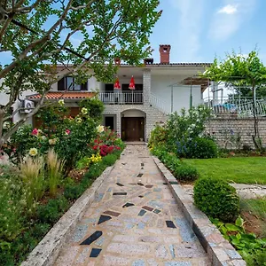 https://apartment-vinez.in-istria.net